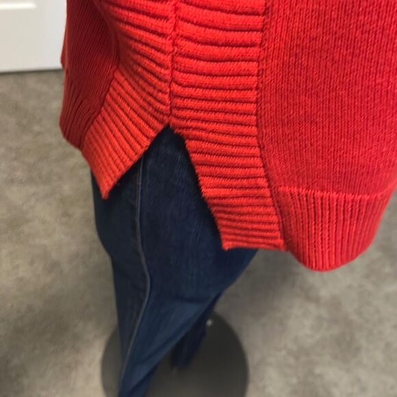 Tahari Rollneck Turtleneck  - Picture 7 of 8